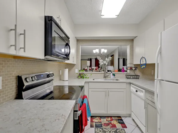 7843 WILLOW SPRING Drive #615, Lake Worth, FL 33467