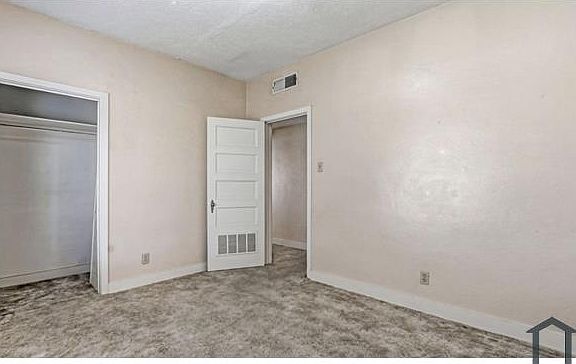 5th image of 141 Davis Dr
