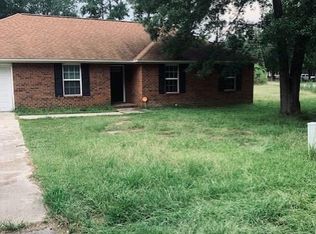 387 Drayton St, Manning, SC 29102