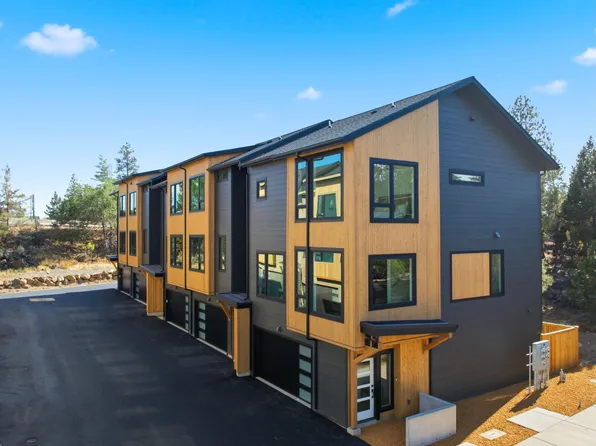 148 NW Copperwood Ct, Bend, OR 97703