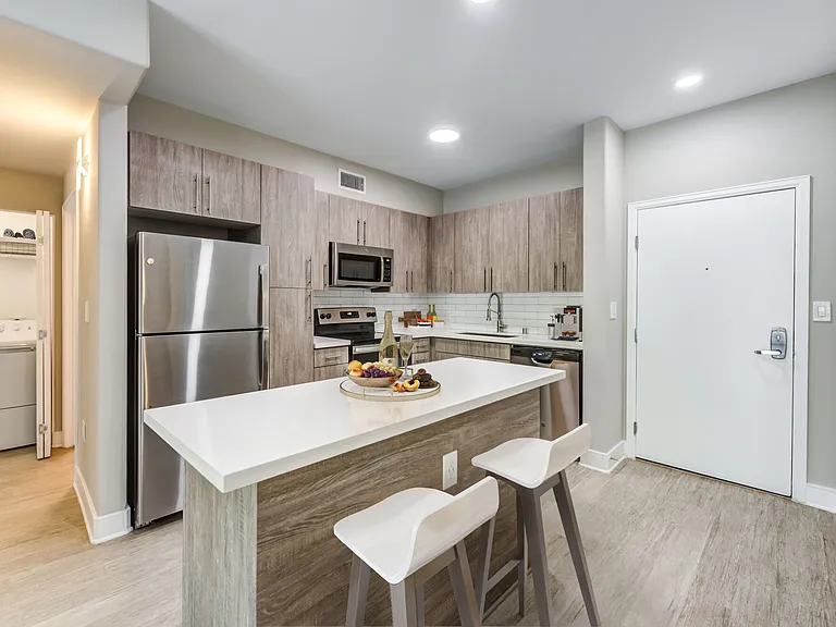 Triana Apartments — Photo 12