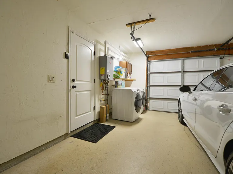 2375 N San Antonio Rd — Photo 16