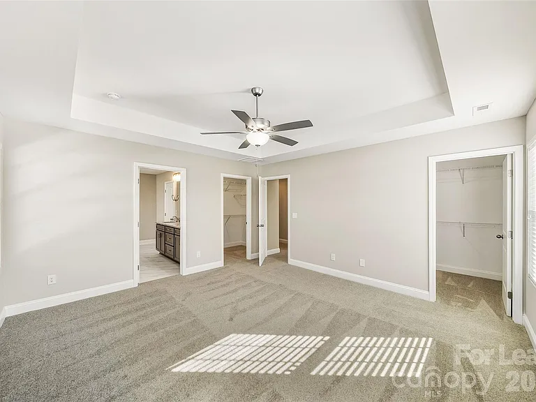 11507 Valley Oaks Ln — Photo 24