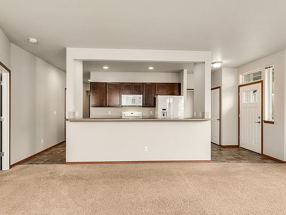 5th image of 19601 Wapato Ln NE Unit 101