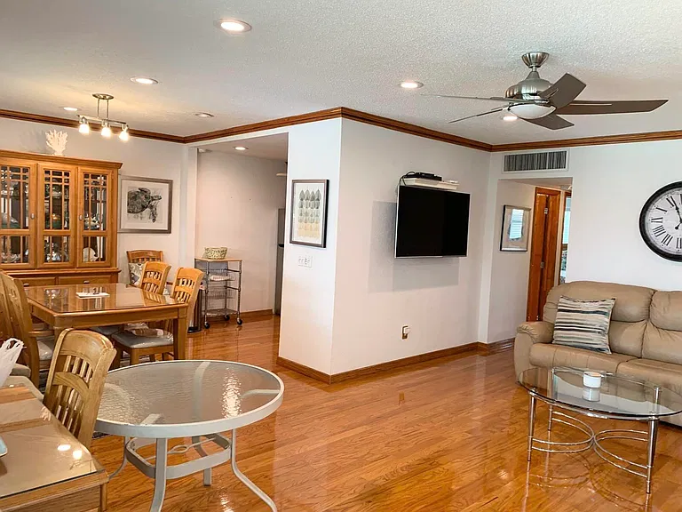 2453 NE 51st St #D309 — Photo 11