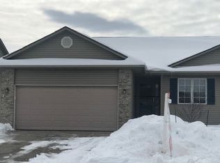 831 NE 5th St, Ankeny, IA 50021