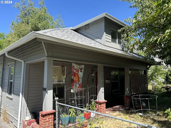 1930 B St, Forest Grove, OR 97116