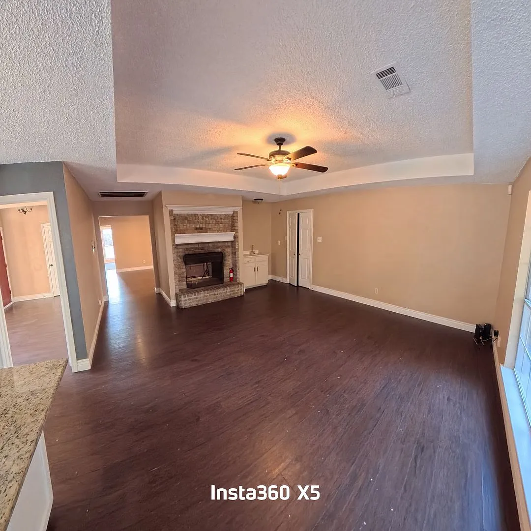 Updated 4-Bedroom Home with See-Through Fireplace & Covered Patio | Lancaster ISD - 1454 Cromwell... — Photo 4