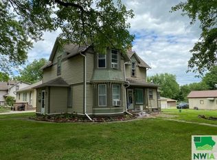 417 Prospect St, Alta, IA 51002