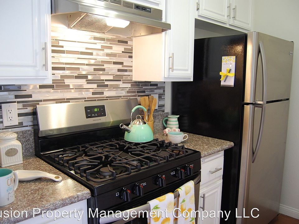 1st image of 4303 Elm Ave APT 206