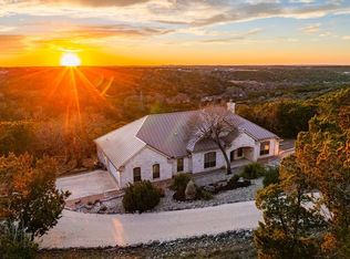 180 Rodeo Dr S, Kerrville, TX 78028