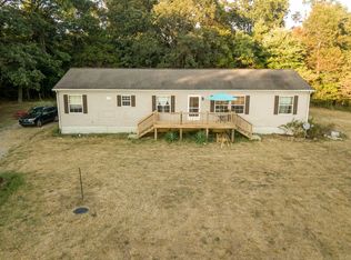 290 Lake Dr, Vine Grove, KY 40175