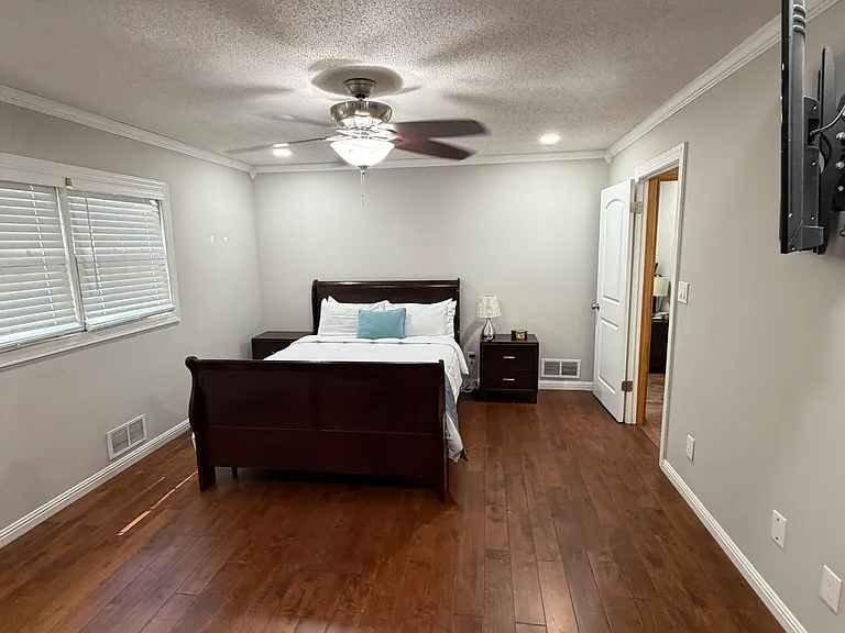 105 Braemar Dr — Photo 34