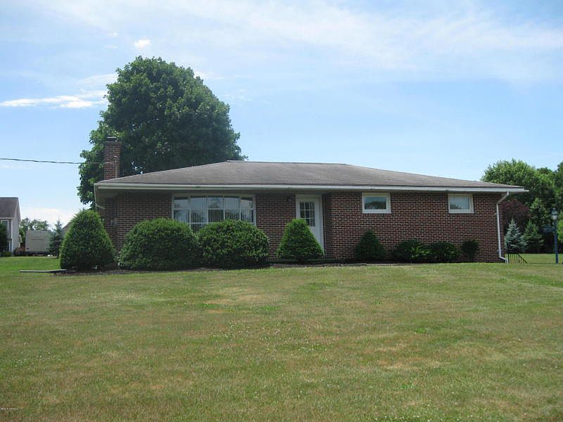 1st image of 734 Fisher Dr