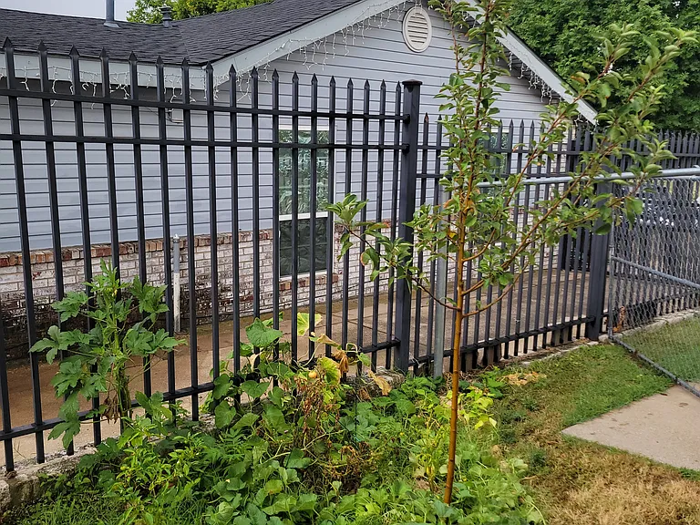 Townsend Dr — Photo 20