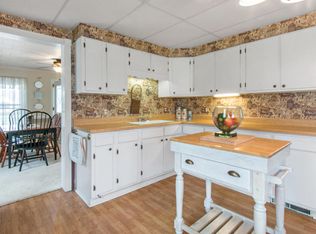 402 Main St, Genoa City, WI 53128