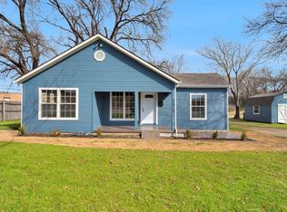 7025 Latham Dr, Richland Hills, TX 76118
