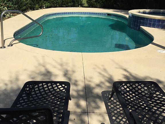 35 ft Pool and Hot Tub