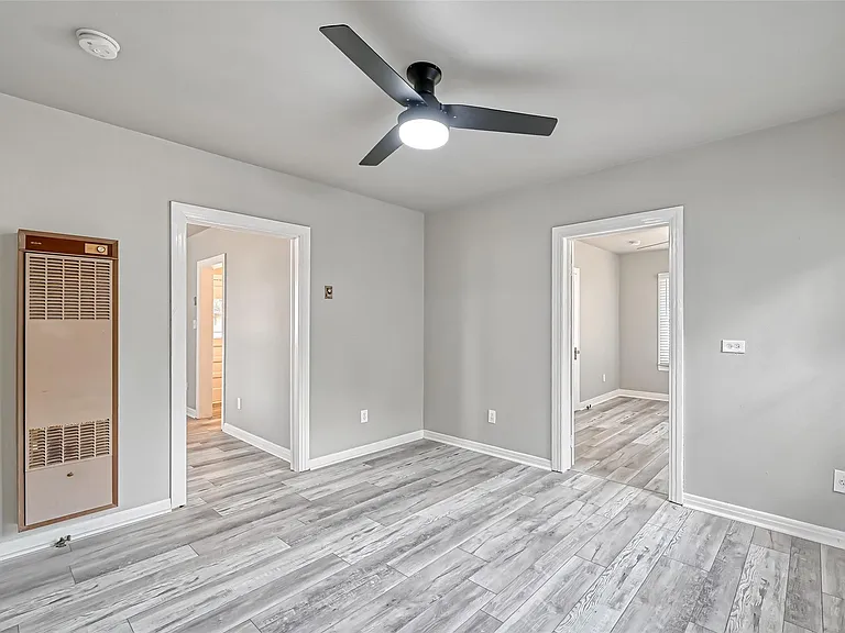 9314 Church St — Photo 5