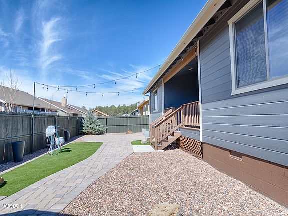 4th image of 779 W Summer Haven Ln