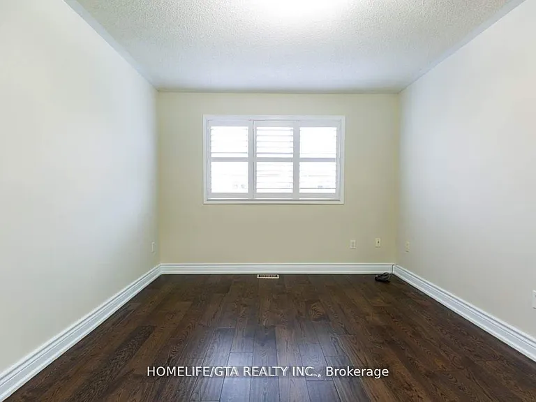 154 Goldenwood Cres — Photo 17