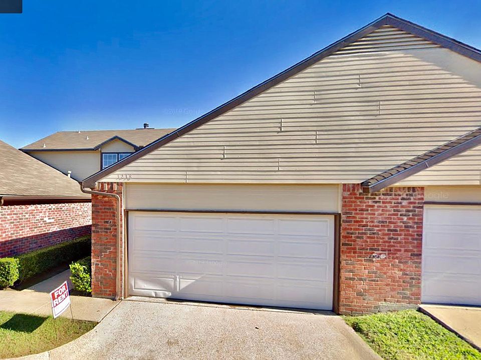 1st image of 3238 Wykes Dr #3238