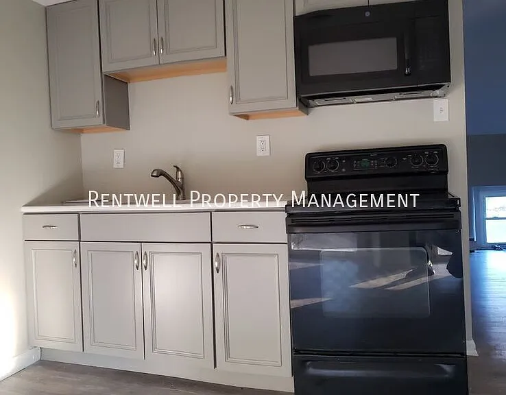 159 Main St #5 — Photo 2