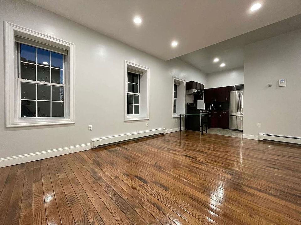 1st image of 70 Manhattan Ave #2F