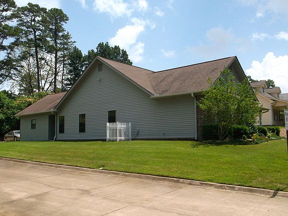 4th image of 1810 Forrest Park Dr