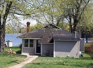 1636 S Newman Rd, Lake Orion, MI 48362