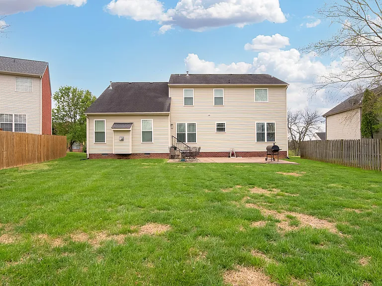 138 Grove Ln S — Photo 61