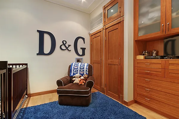 Sold by Corcoran | media 4