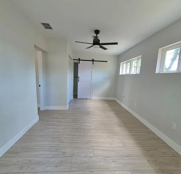 6052 Central Ave — Photo 10