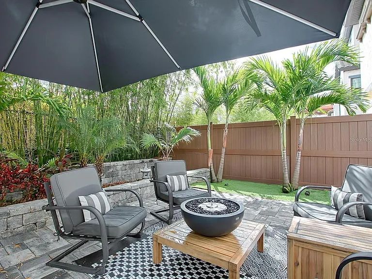 7661 Toscana Blvd — Photo 33