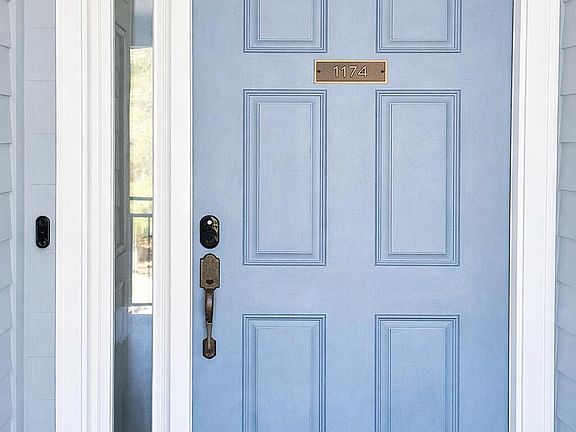 5th image of 1174 Bridgeview Ln