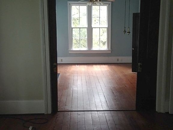 5th image of 2424 Avenue L