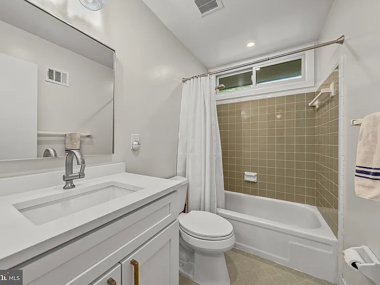 6706 Pine Creek Ct — Photo 27