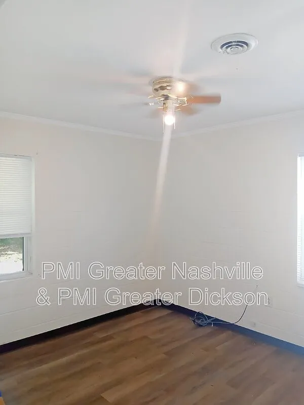 2 bed, 1.0 bath, 700 sqft, $800 — Photo 4