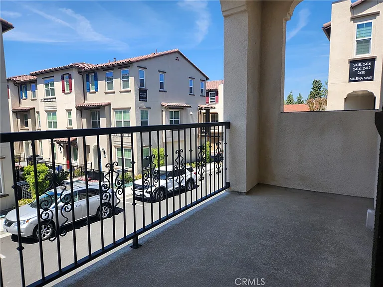 2408 Villena Way — Photo 31