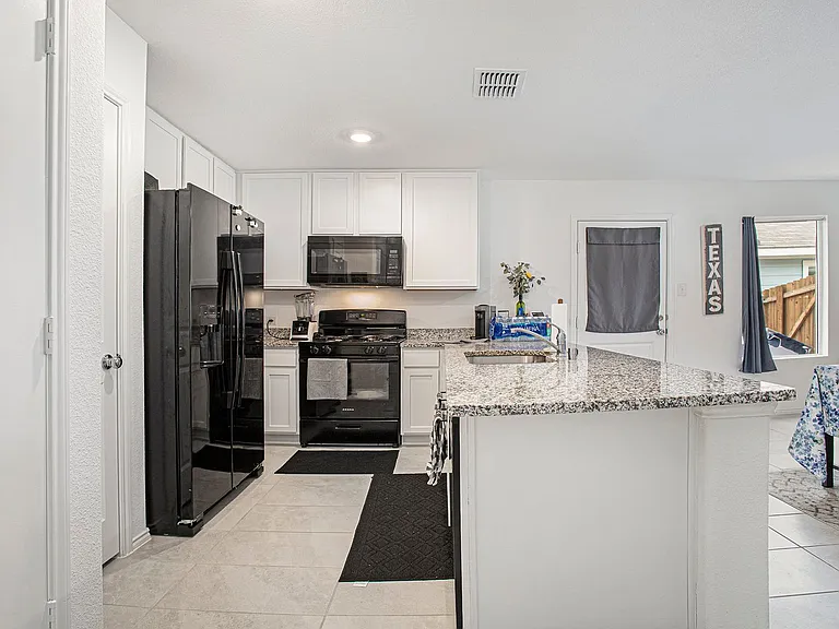 3624 Bluebird Ln — Photo 13
