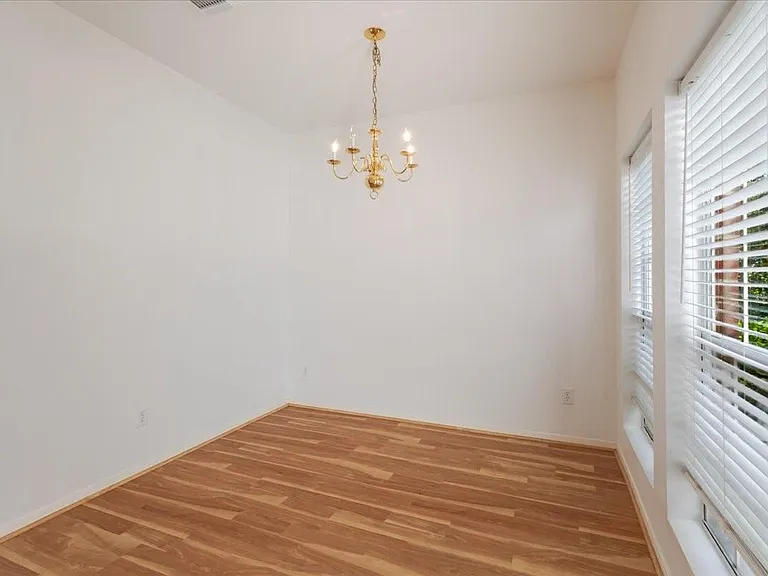 19510 Maywood Falls Cir — Photo 4
