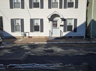 121 E Locust St, Mechanicsburg, PA 17055