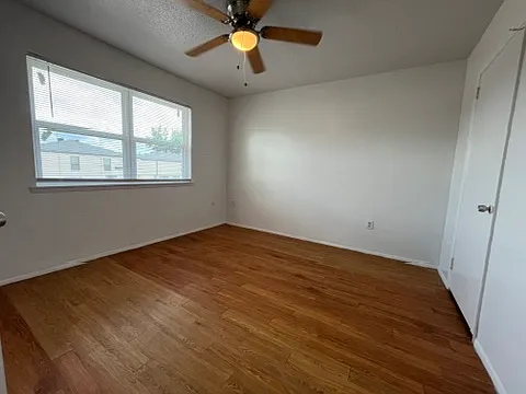 Crestwood Apartments — Photo 53