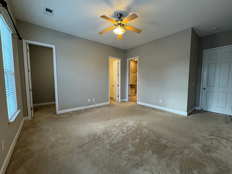 724 Shine Ave — Photo 6