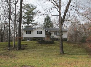 34 Matuk Dr, Hyde Park, NY 12538