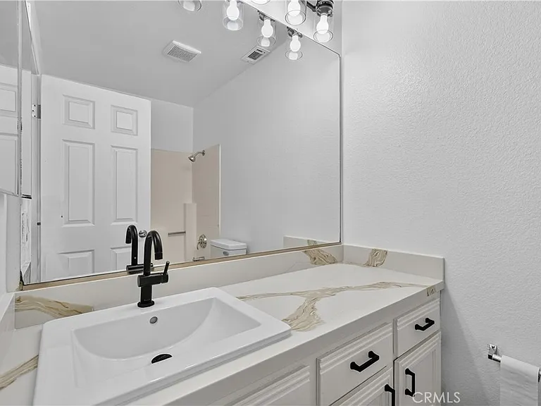 23175 Canyon Pines Pl — Photo 29