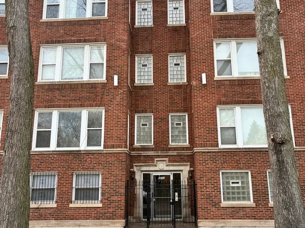 6852 S Dante Ave #3E, Chicago, IL 60637