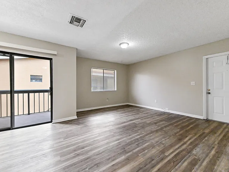 6041 10th Ave N #228 — Photo 8