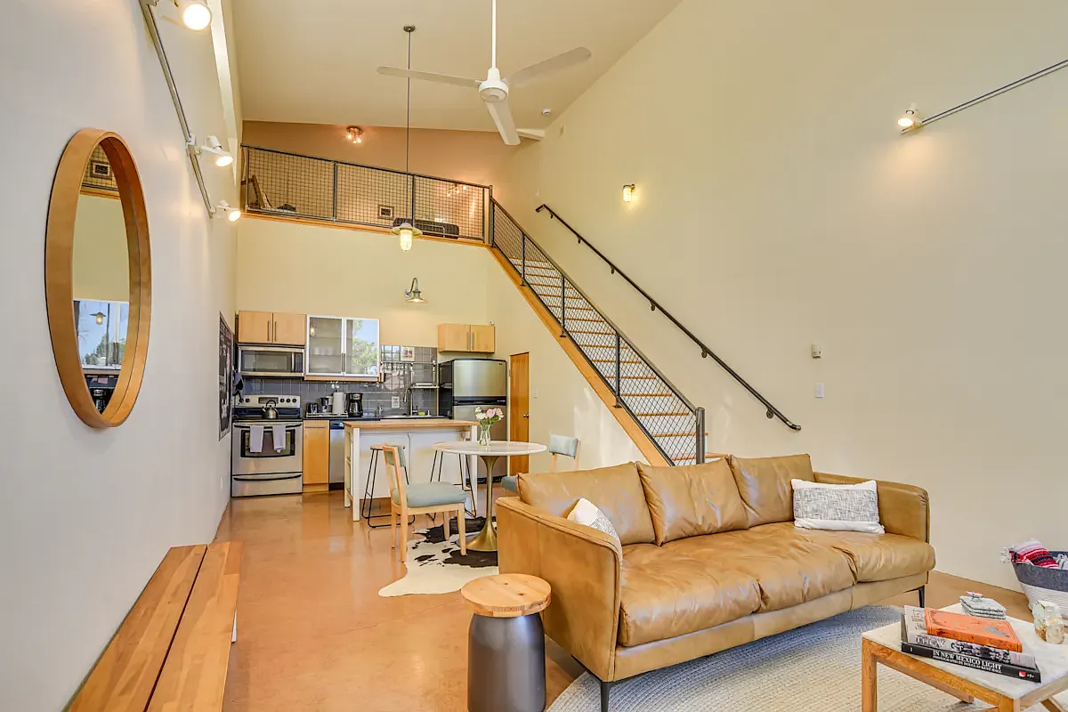 1 bed, 900 sqft, $3,150 — Photo 2