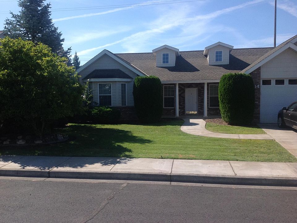 1st image of 714 SE Mockingbird Dr